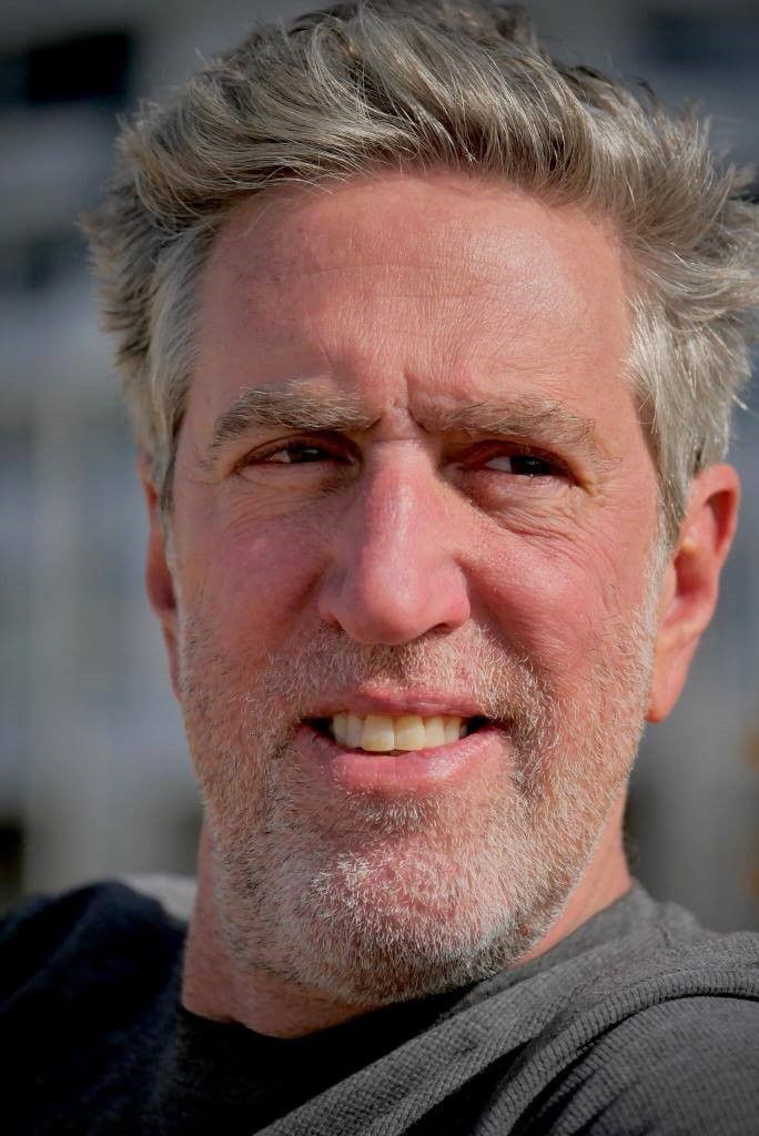 et billede af Alon Noyman