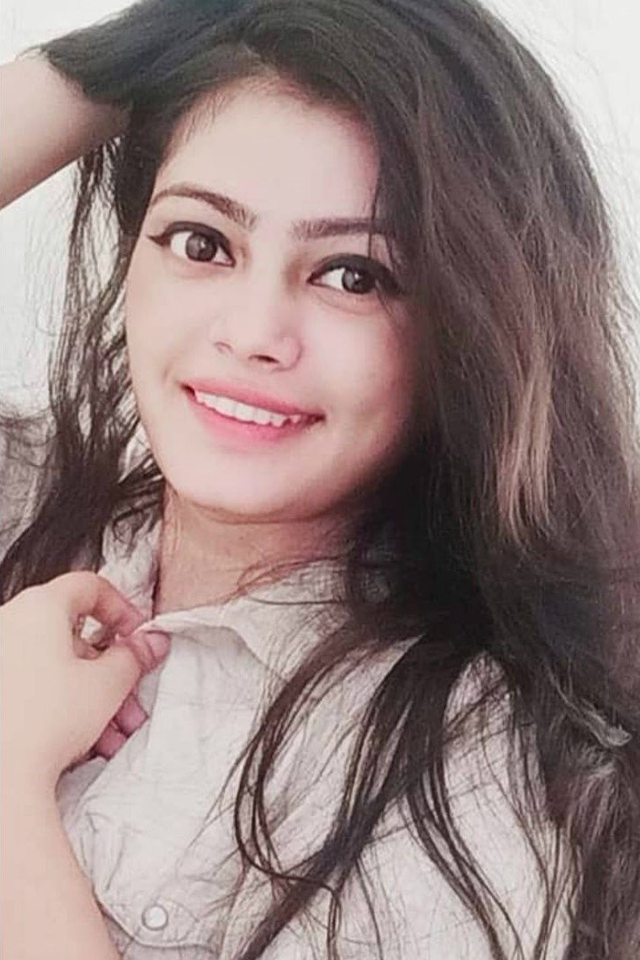 et billede af Rubina Ali