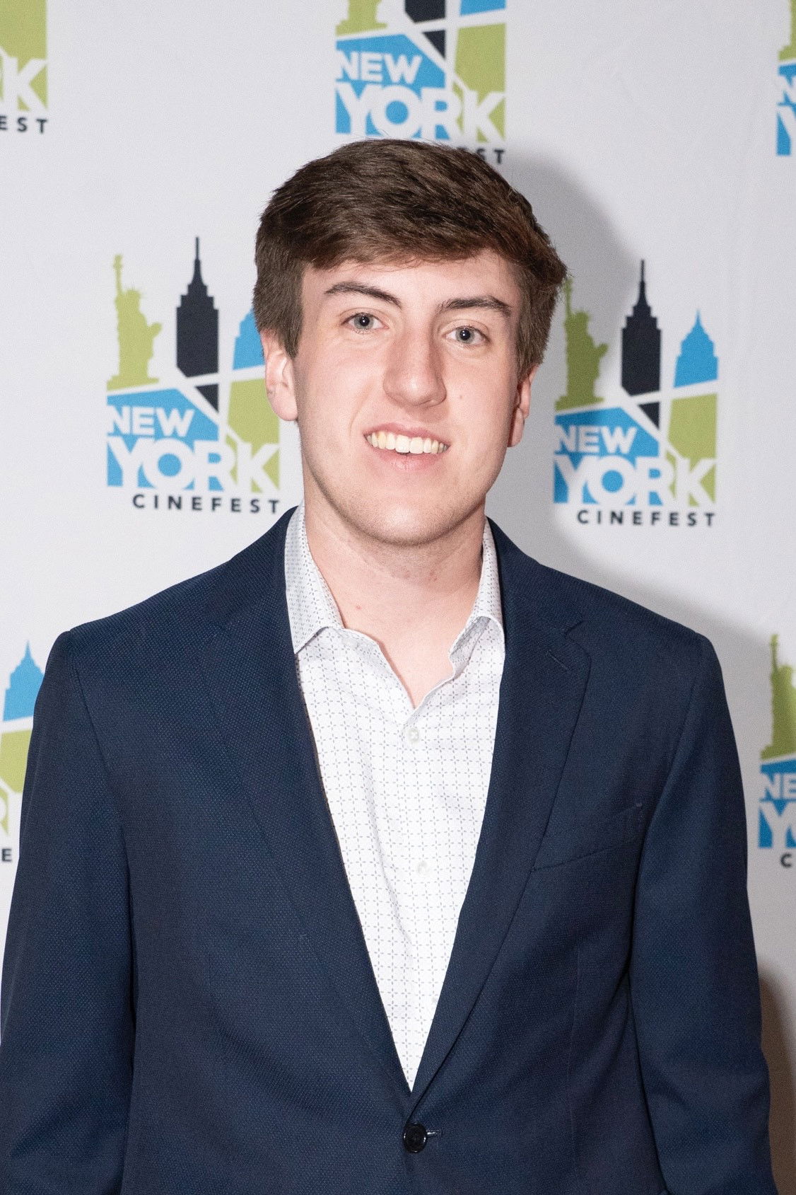 et billede af Colin Llewellyn