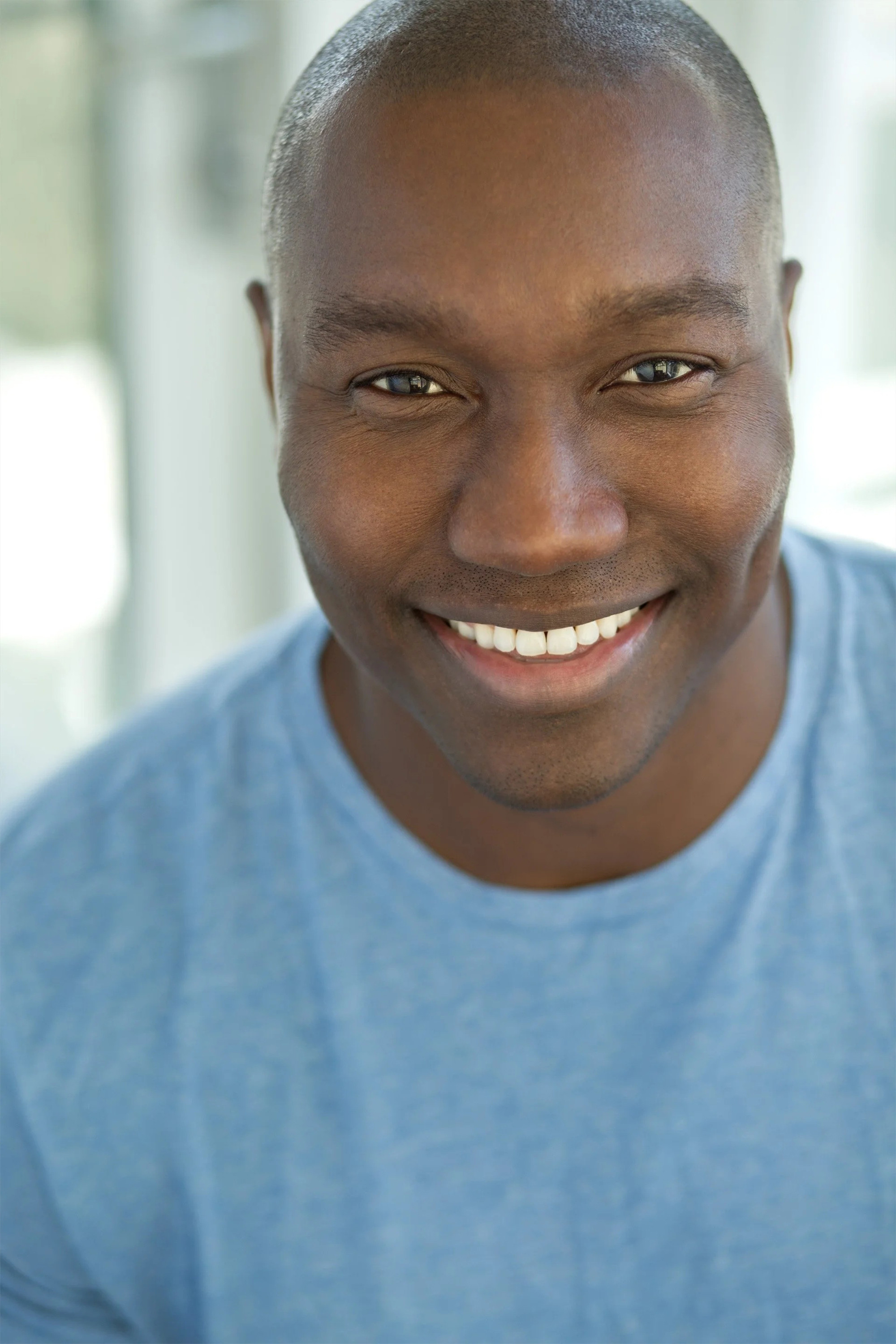 et billede af Warren Belle