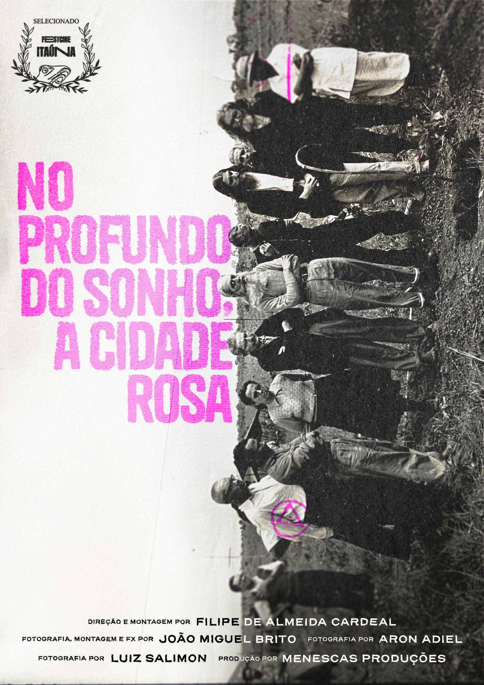 No profundo do sonho, a cidade rosa
