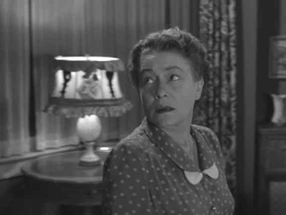 Alfred Hitchcock Presents S01E32 backdrop