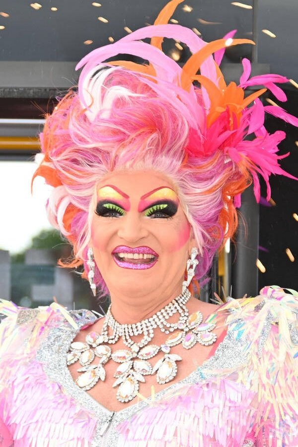 et billede af Olivia Jones