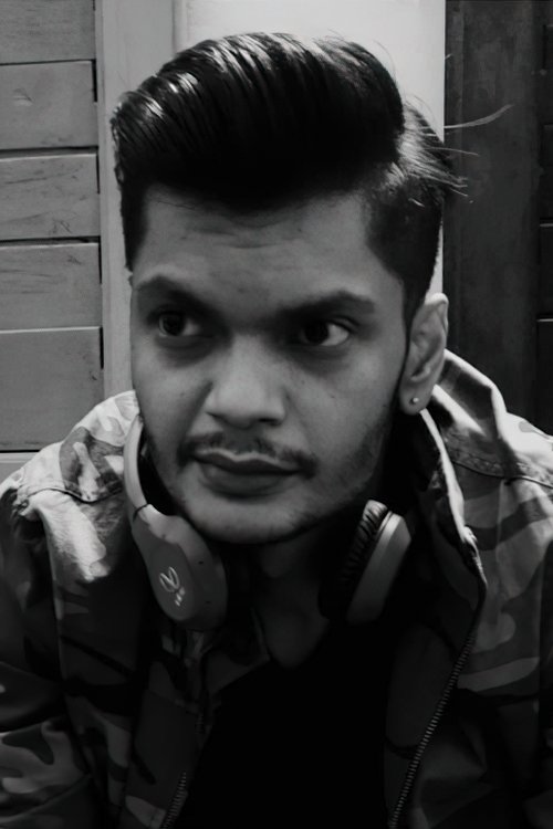 et billede af Debopriyo Mukherjee