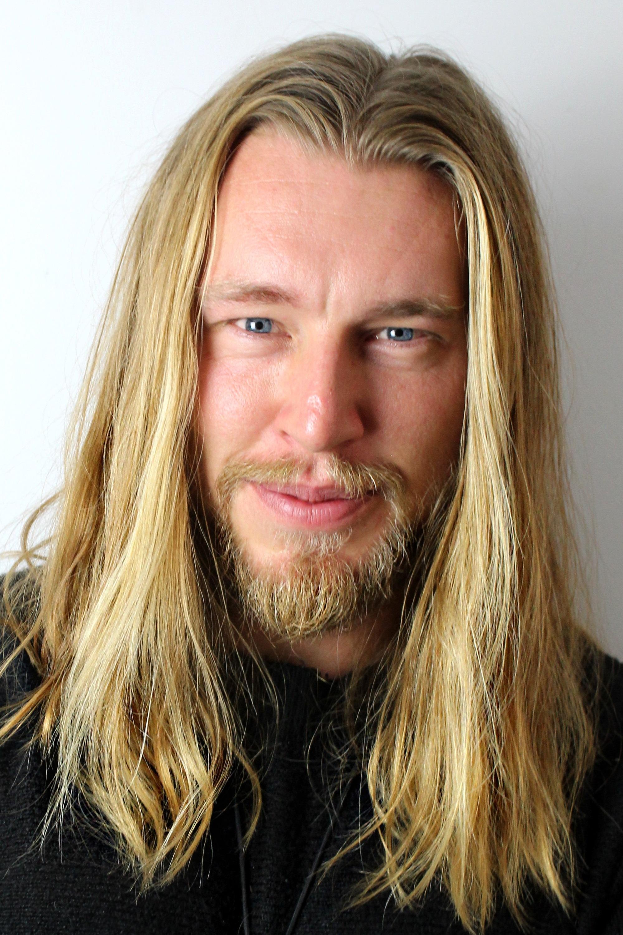 et billede af Miles Ley