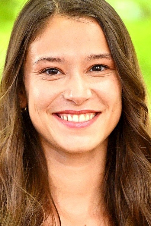 Léa Lopez's picture in the cast
