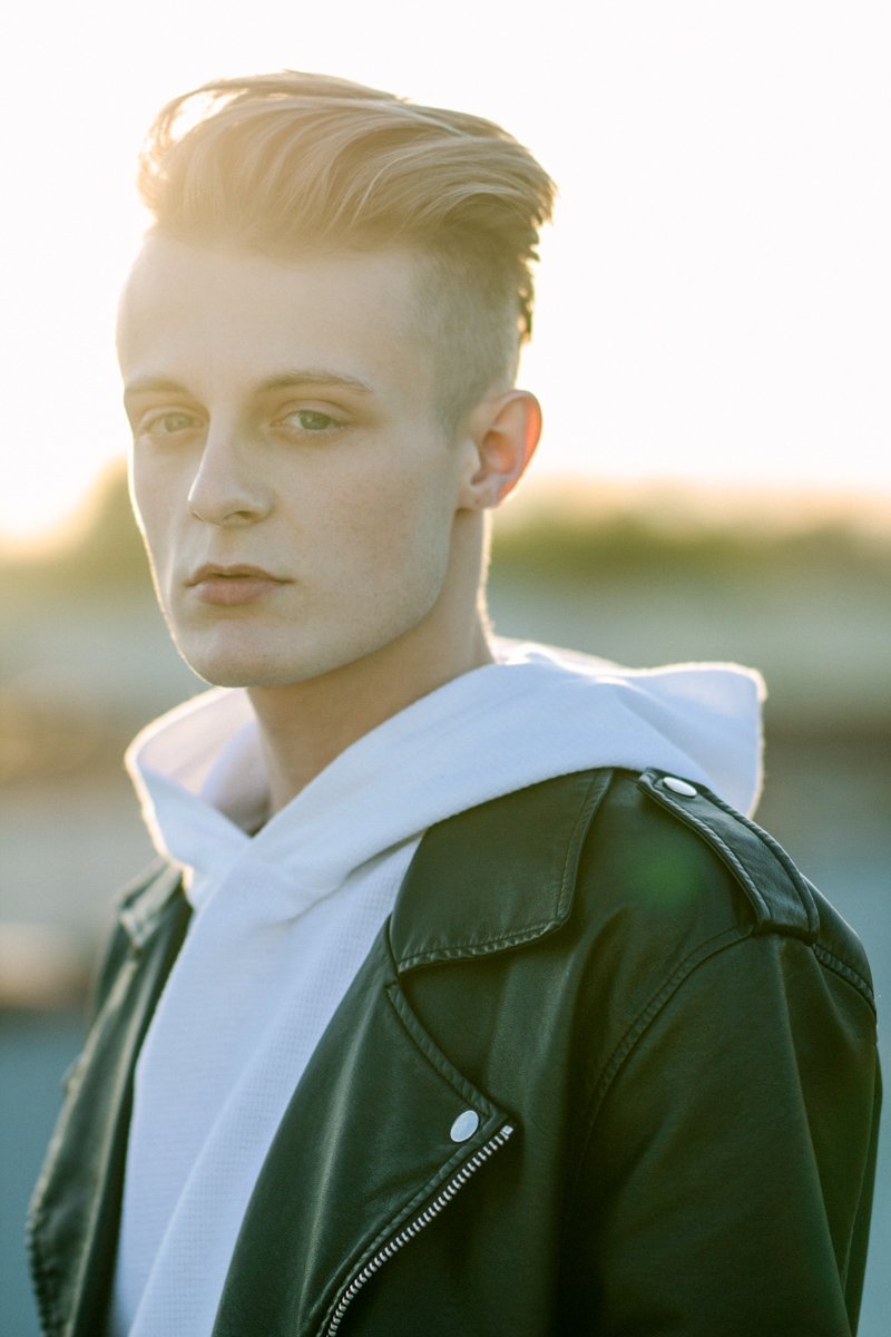 et billede af Braxton Hale