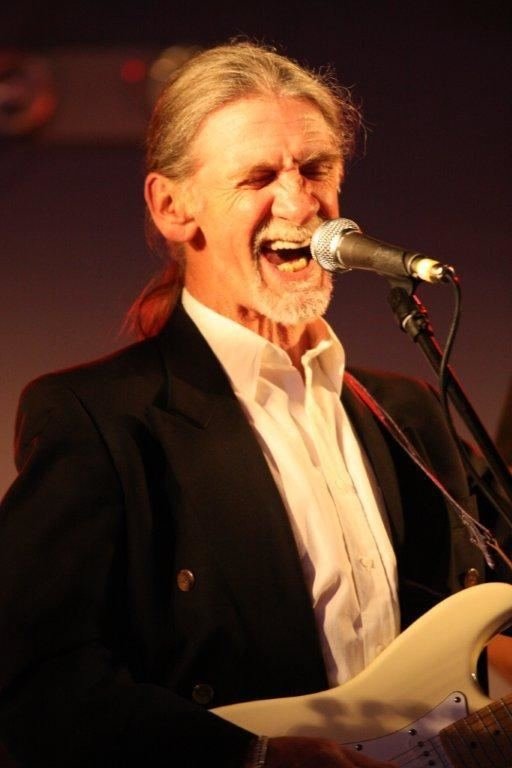 et billede af Alex Ligertwood