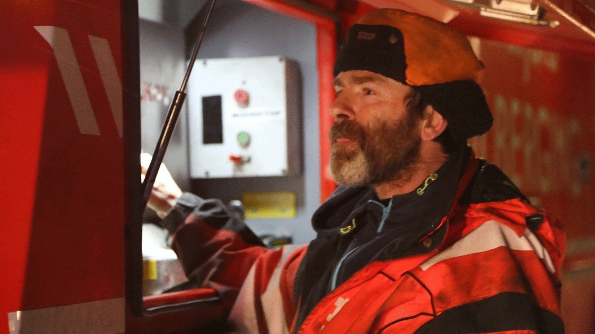 Ice Road Rescue