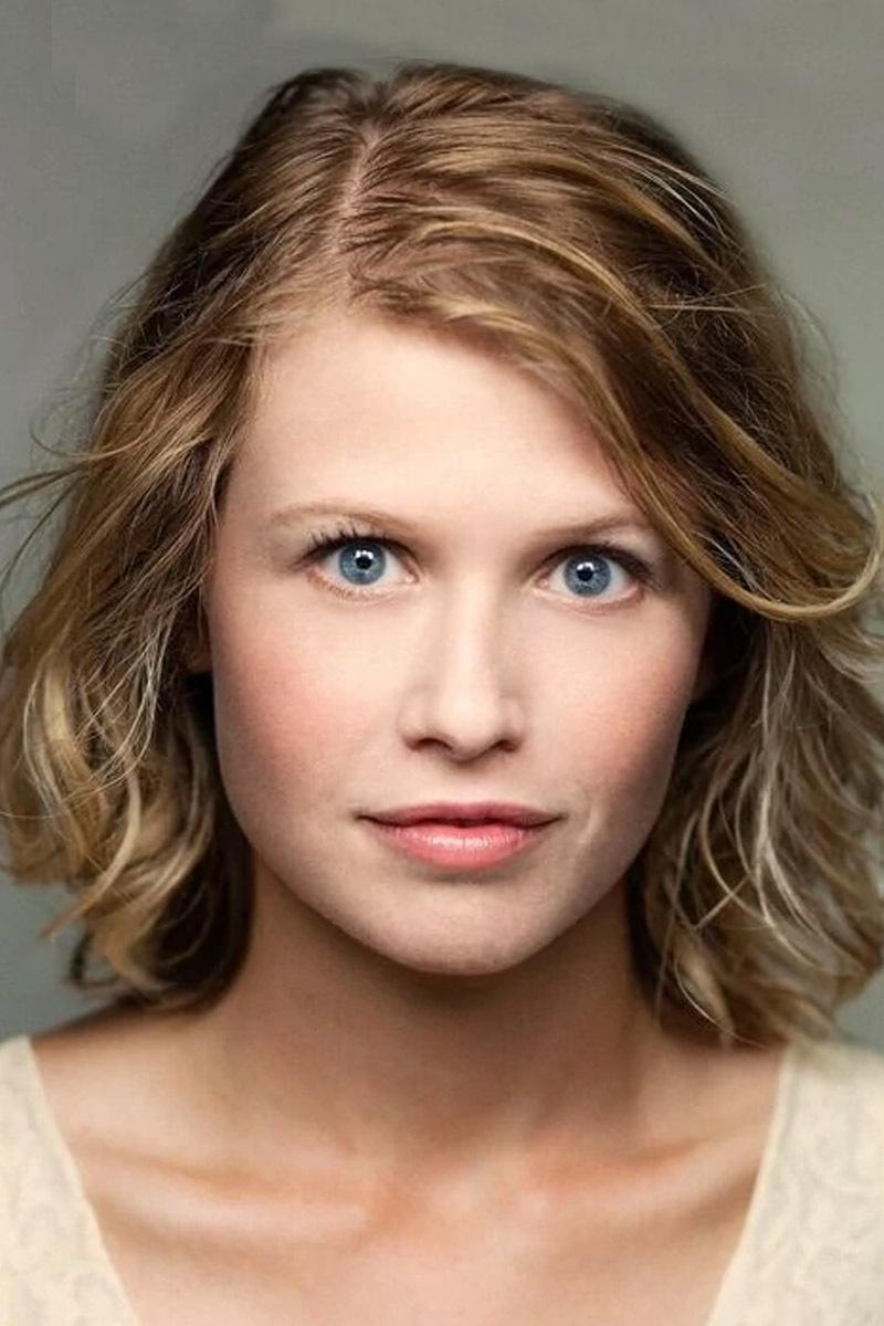 Rose Reynolds Rose Reynolds