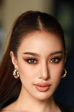 Poy Cherlyn Kraiarayapat's picture in the cast