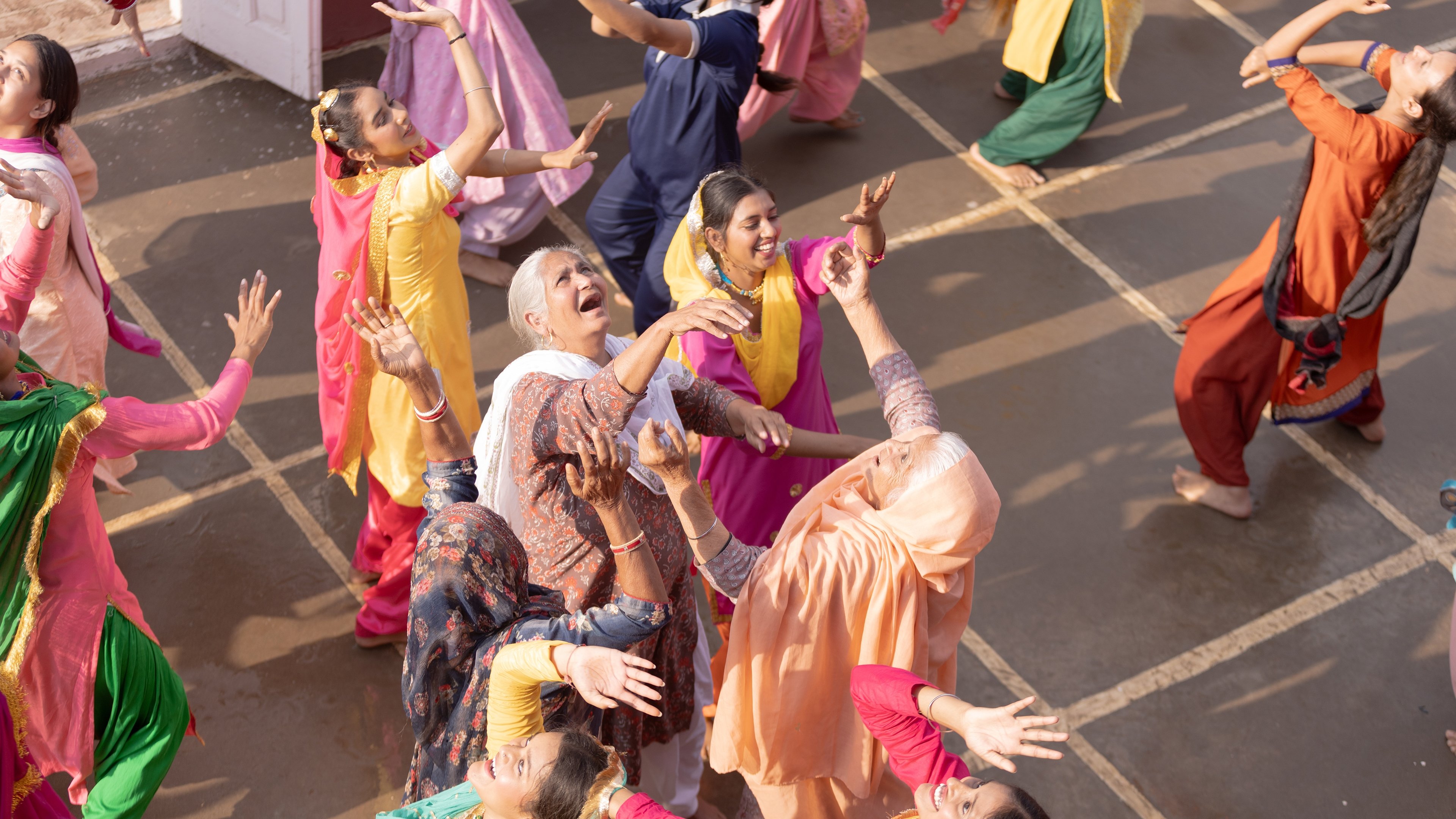 Amar Singh Chamkila (2024) | MovieZilo.Com