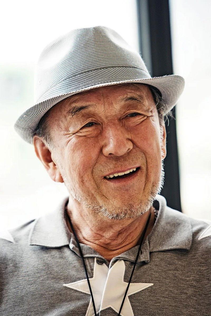 et billede af Kim Hee-gap