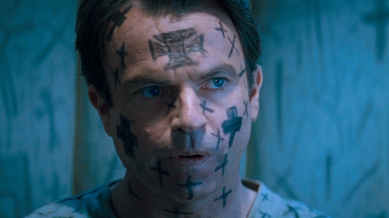 In the Mouth of Madness (1995)