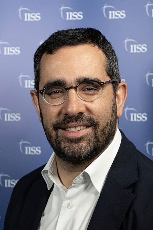 et billede af Emile Hokayem