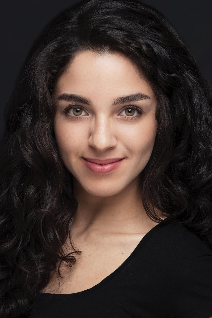 et billede af Begüm Akkaya