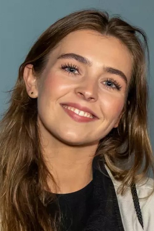 Annika Momrak's picture in the cast