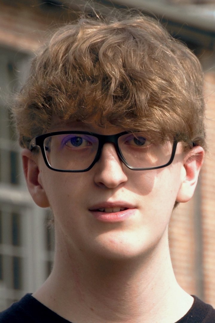 et billede af Derek LaFleur