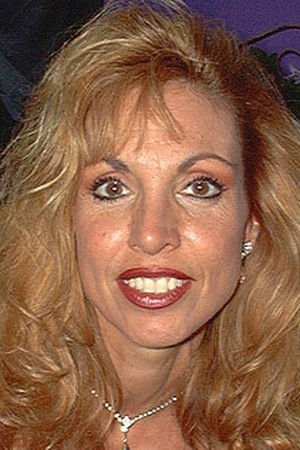 et billede af Lacey Legends