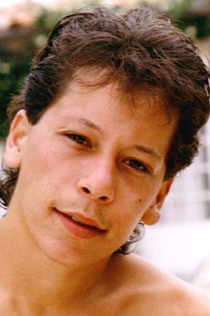 et billede af Kemal Rais