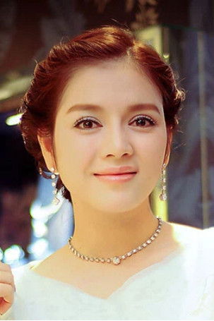 et billede af Lý Nhã Kỳ