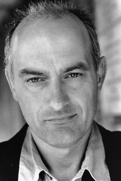 et billede af Louis Hilyer