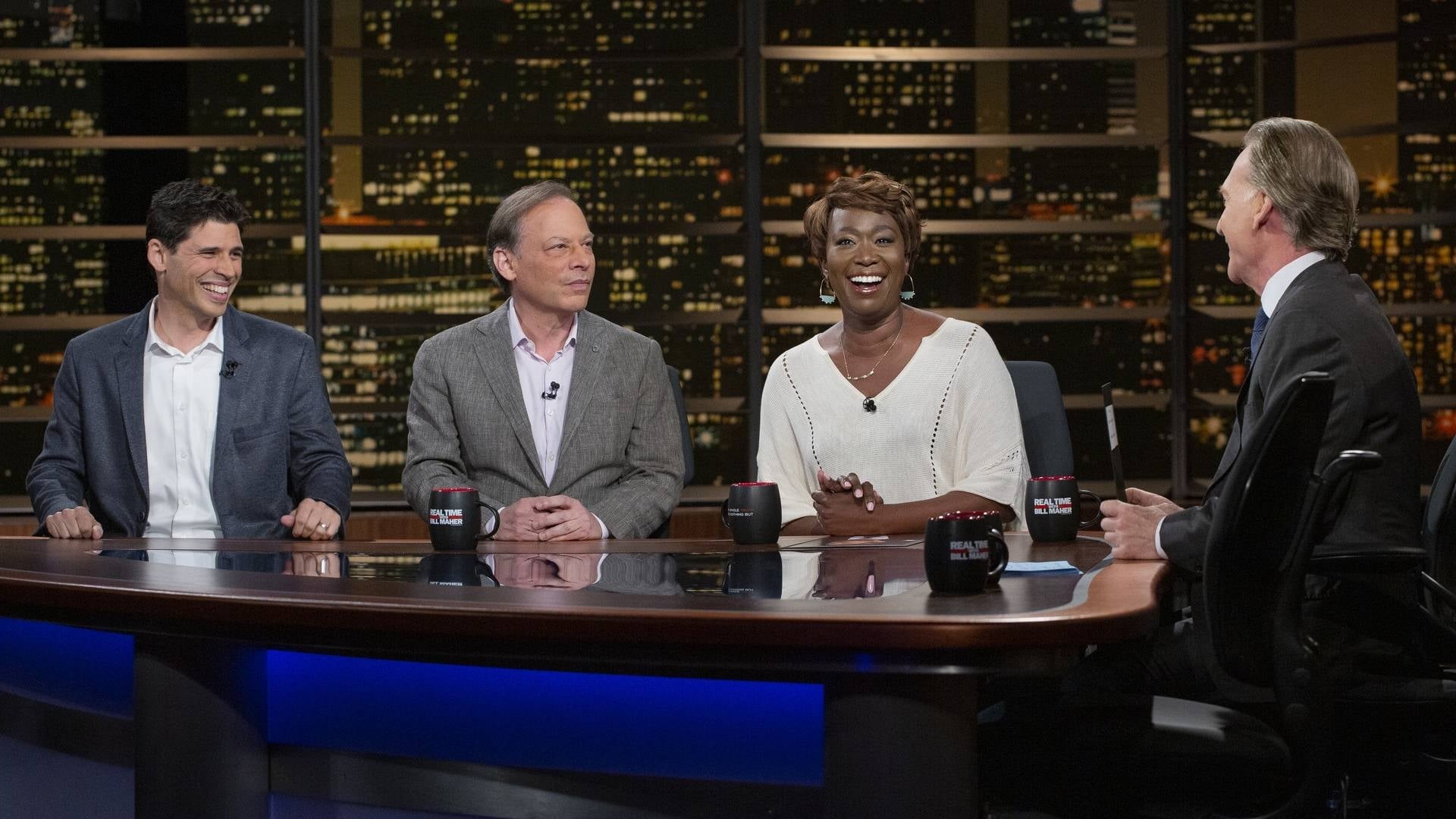 Real Time with Bill Maher - Season 17 Episode 21 : Episodio 21 (2024)