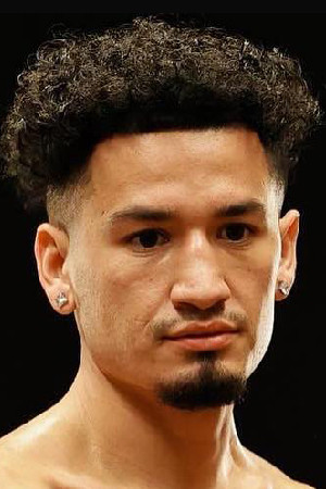 et billede af Adam Lopez