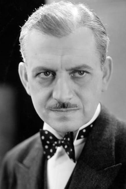 et billede af Russell Hicks