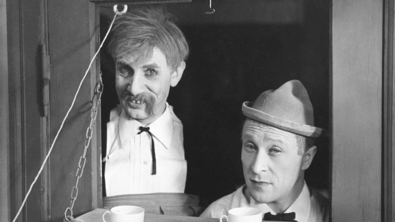 With Full Music (1933)