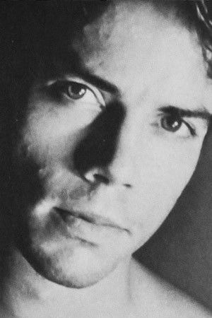 et billede af Gavin Geoffrey