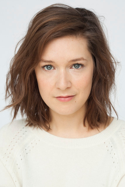 et billede af Joëlle Bond