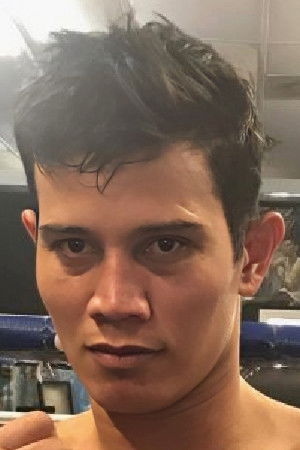 et billede af Recky Dulay