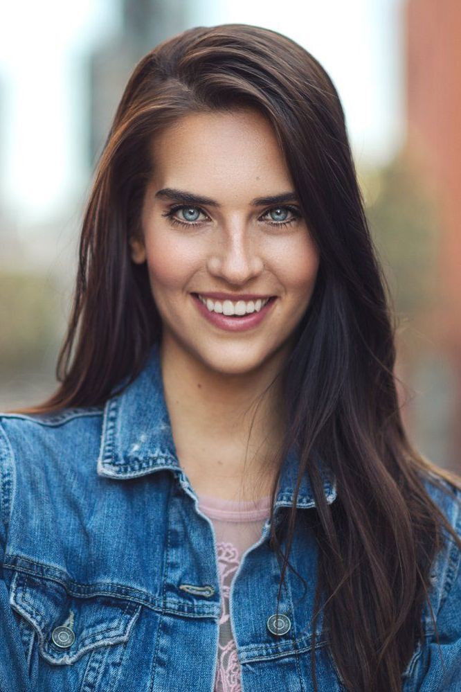 et billede af Brittney Parker Rose