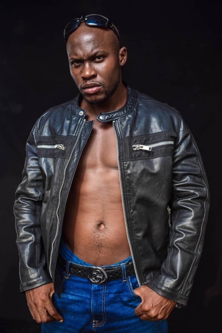 et billede af Moyindo Mpongo