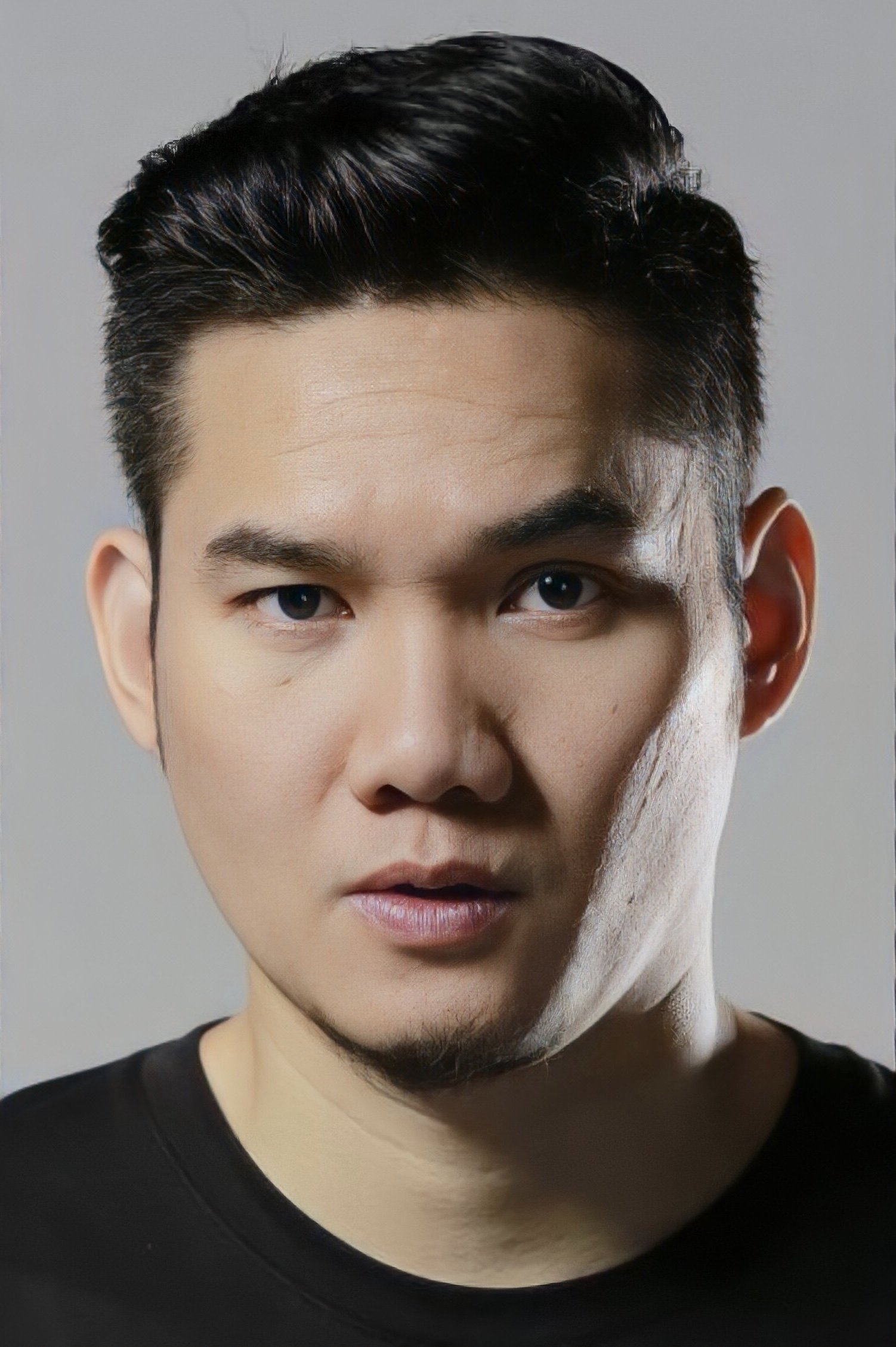 et billede af Paween Purijitpanya