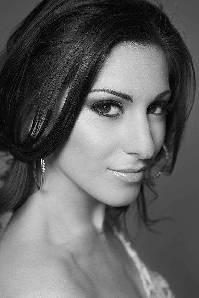 et billede af Lydia Louisa