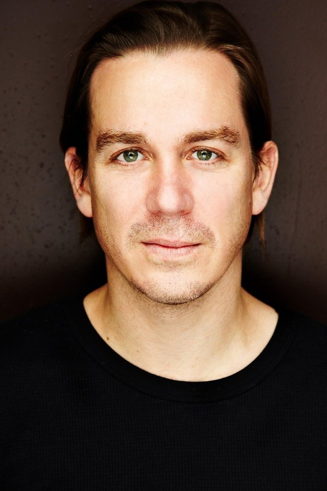 et billede af Travis Cotton