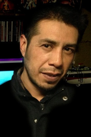 et billede af Salvador Reyes