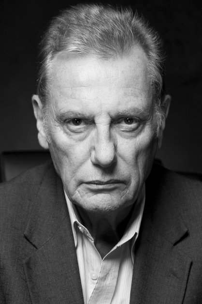 et billede af Paul Darrow