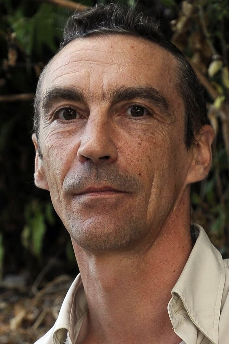 et billede af Hubert Mounier