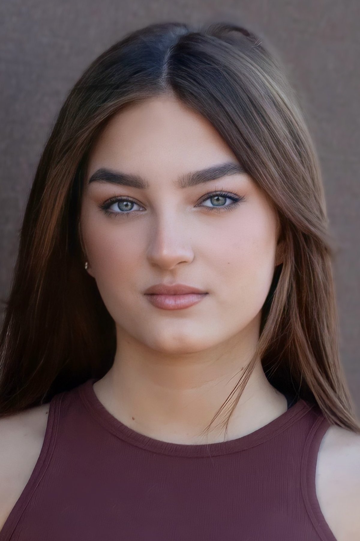 Savanah Moss's picture in the cast