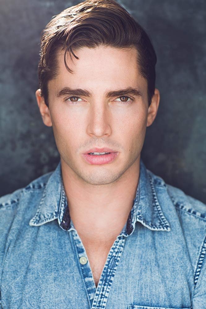 et billede af Mark Ryan Anderson