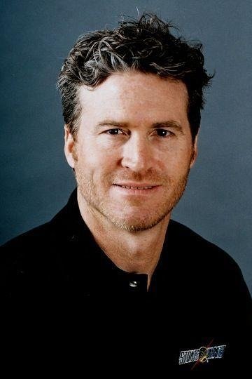 et billede af Lance Gilbert