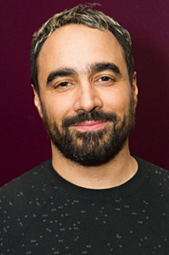 et billede af Guy Rhys