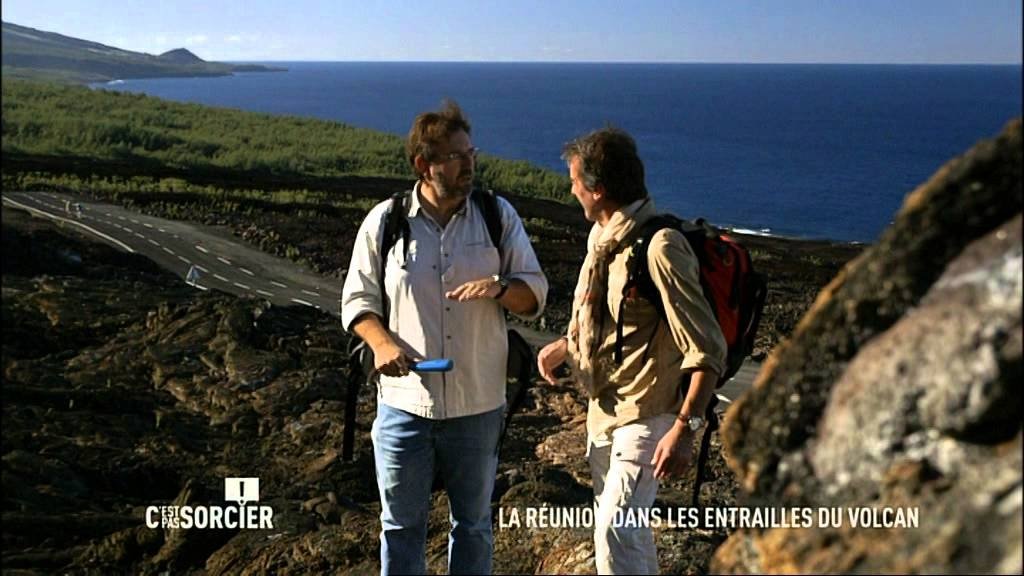C'est pas sorcier - La Réunion : dans les entrailles du volcan
