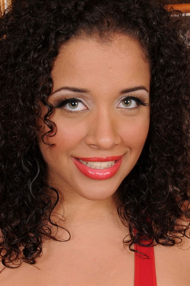 et billede af Selena Star