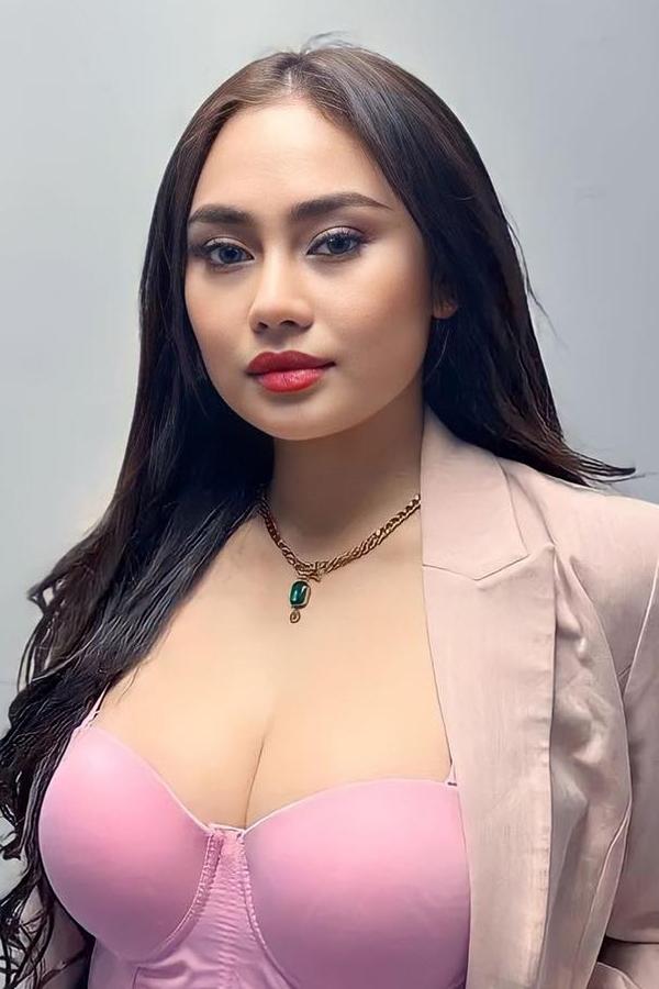 Zia Zamora(齐亚·萨莫拉)