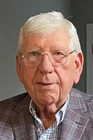 et billede af Chuck Dickerson