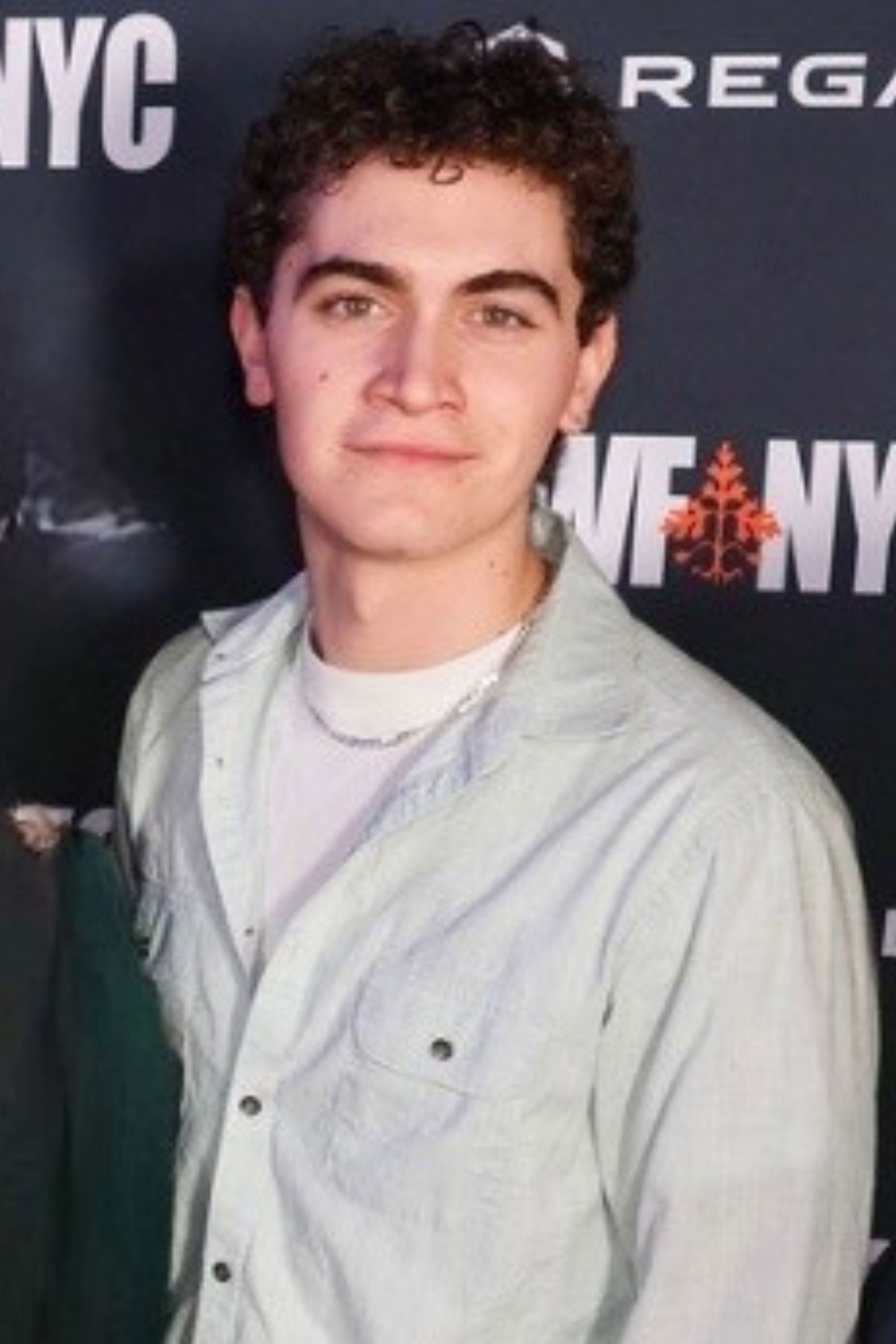 et billede af Hudson Flynn